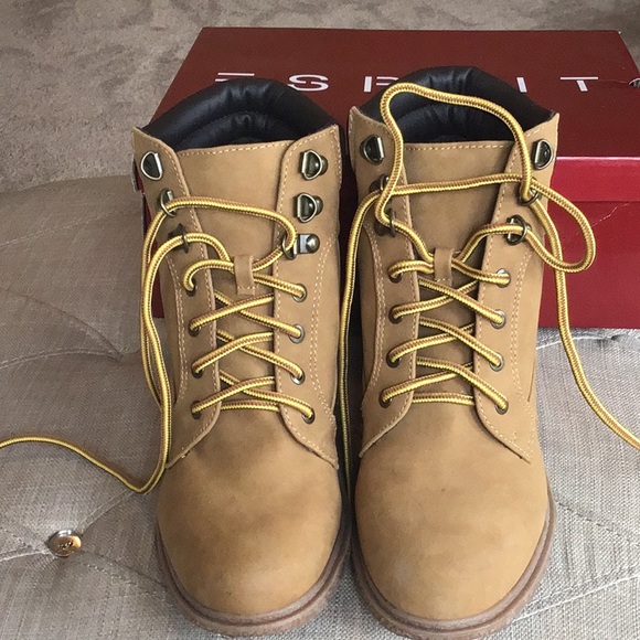 esprit wedge boots